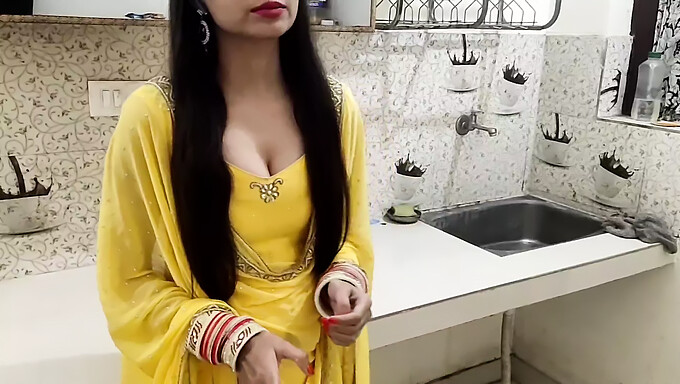 Esposa India Engaña A Su Marido Con Su Exnovio En Un Caliente Video Casero